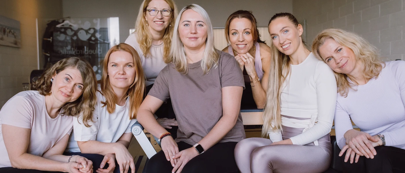 Bluebird stuudio pilatese treenerid Laagris – professionaalne juhendajate meeskond, kes viib läbi Pilates Reformer ja matitunde.