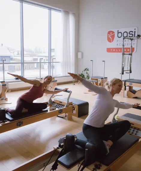 Pilatese duo treening reformeril